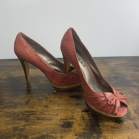 Moda Spana Peep Toe Heels‎ Sz 7.5M Red Reptile Bow Cork Pinup - Picture 1 of 9